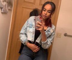 Come chill with a foreign babe — thick, respectful 27 (5'8, 38D, 145) - Image 4