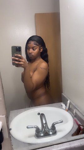 Green Bay WI Female Escort — In-call or Outcall fun - 1