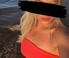 North Jersey escorts - Incall Blonde/Blue Model Near Newark Airport — Real Pics
