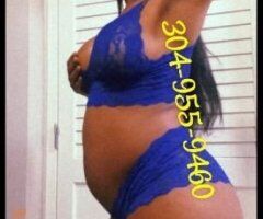 Everett escorts - Everett Pregnant & Petite MILF Female Escort — Sasha (HHR Special)