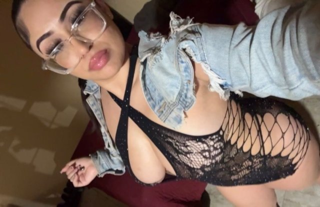 Cand yL Thick Sweet Companion — Facetime Shows Available (Bakersfield, CA) - 1