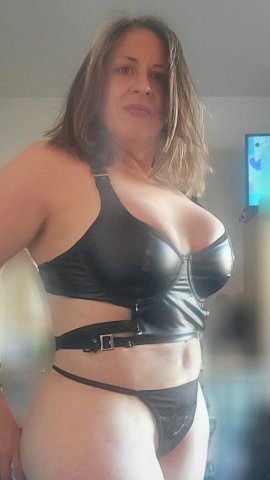 Provo UT Early Bird Special Female Escort — Incall/Outcall 100hh - 1