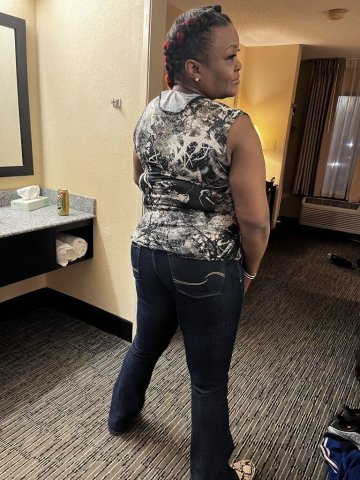 Birmingham Female Escort — ages 35+ - 1