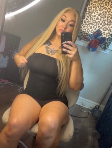 St. Louis Female Escort — Incalls, Outcalls & Domicile Visits - 1