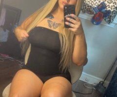 St. Louis escorts - St. Louis Female Escort — Incalls, Outcalls & Domicile Visits
