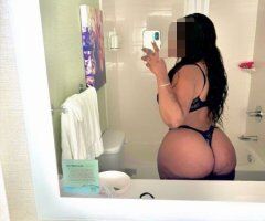 Orange County escorts - Negrita culona caliente — últimos días en Orange County
