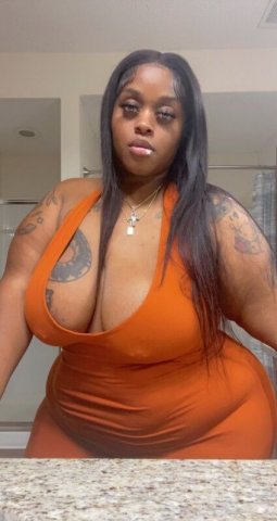 Bismarck, ND BBW Masseuse — Incall/Outcall & Nuru Massage - 1