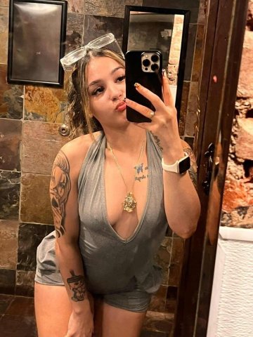 Chattanooga, TN Female Escort — Incall, Outcall & Car Fun - 1