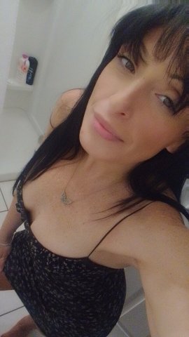 Discreet 36 escort for discreet conversations & intimate escape in West Palm Beach - 1