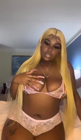 Hampton, Virginia Incalls — New Town Coliseum 18+ Female Escort - 1