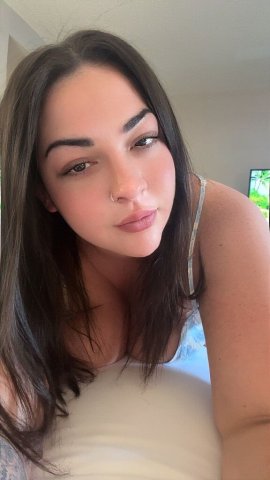 Richmond, VA Two Girl Special Incall - 1