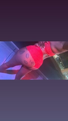 North Miami Female Escort — $200 outcalls + 20-min incall rates - 1