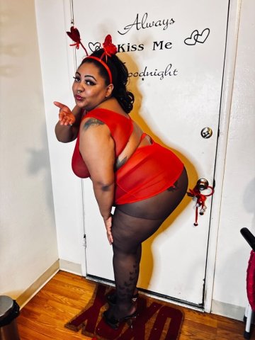 Ladybug BBW in Seaside, CA — quick dates, role play & hardcore play - 1