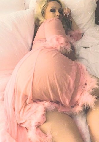 Russian Blonde Escort — waterworks included - 1