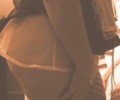 Russian Blonde Escort — waterworks included - Image 4