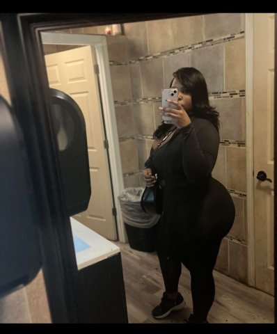 Madison WI Female Escort — Cam Shows, Custom Content & Phone Sex - 1