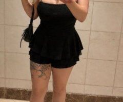 Dior — Las Vegas Female Escort with massages available - Image 4