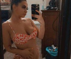 Albany NY Female Escort — Exclusive flirty chats & behind-the-scenes content - Image 2