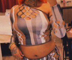 Long Beach escorts - Long Beach Deepthroat Expert Female Escort (In-Calls Available)