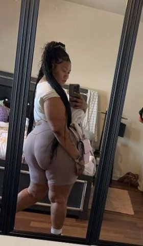Myrtle Beach Independent Female Escort — Slim Curvy, Gentle, Outcall Available - 1