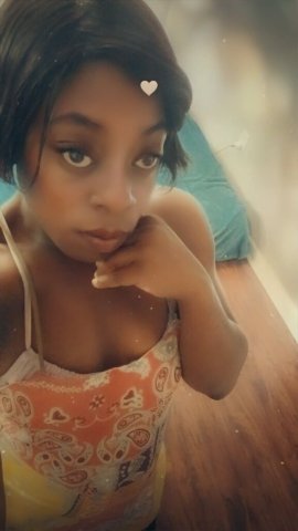 Cincinnati Female Escort — CarPlay after sundown, outcall gas money verified - 1