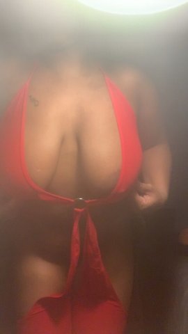Female Escort in Eastern, NC — MRS WATERPARK - 1