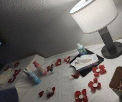 Erotic Masseuse & Maid Services - Private Sessions - Image 4
