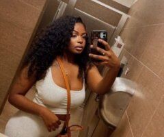 Minneapolis / St. Paul escorts - Minneapolis/St. Paul Young Adult Female Escort for Oral Play ()