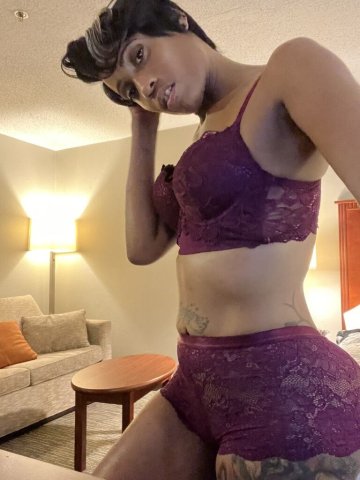 Longview, TX Female Escort — Video Verified, In/Outcall - 1