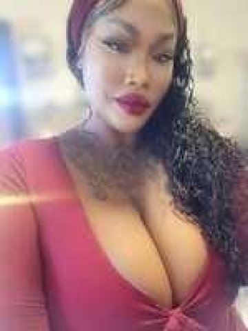 Londyn — Exotic Non-GFE Female Escort (Santa Maria) • 3 Night Special - 1