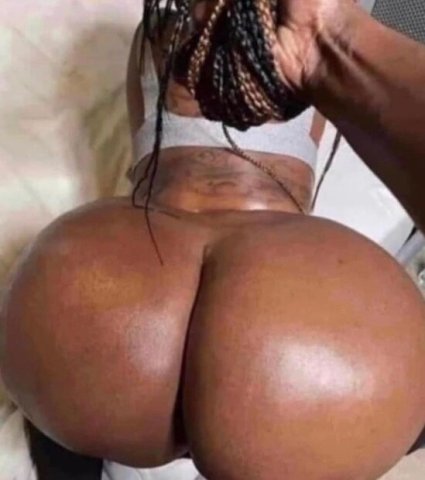 Memphis Chocolate Loving Female Escort — No Outcall - 1