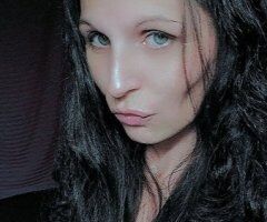 Milwaukee Female Escort — 5'4” Curvy 34C with Green Eyes - Image 5