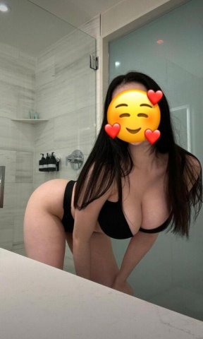 Sarasota/Bradenton 25-Year-Old Female Escort — Incall Full Service - 1