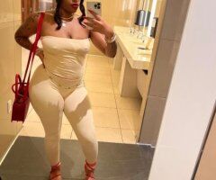 Denver escorts - Denver Outcalls Only Female Escort — Massages (Outcall Deposit)