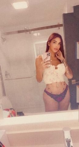 Limited-Time Female Escort — Ft Wayne 24, Real Pics, Quick Visit - 1
