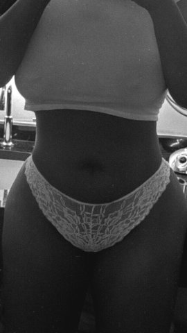 Indianapolis Outcall Escort — Sasha (21) for massage, dates, and multi-hour sessions - 1
