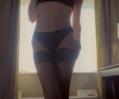 St. Louis escorts - St. Louis Pretty & Petite Escort — Half & Half Exclusive Services