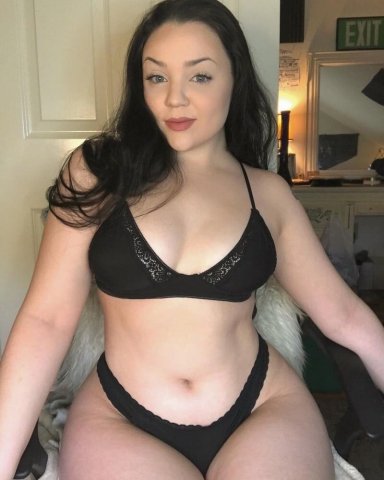 Nashville Female Escort — Incall/Outcall, Car Dates, Hotel Dates - 1
