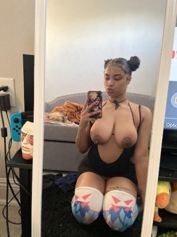 Curvy tight-pussy incall/outcall + car fun party service (Buffalo, NY) - 1