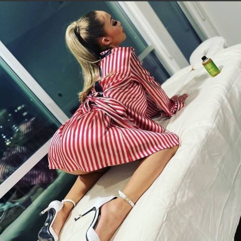 Fargo Female Escort — 5'4 Asian girl w/ Thailand background, FaceTime shows - 1