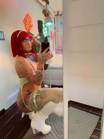 Ocala Female Escort — Upscale outcall only, dinner/movie nights - 1
