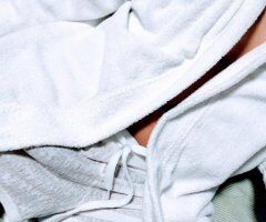 Stockton escorts - MASSAGE