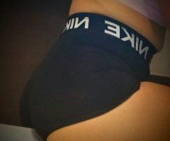 Discreet Petite Escort for Respectful Gentlemen - Image 2