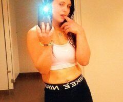 Discreet Petite Escort for Respectful Gentlemen - Image 4