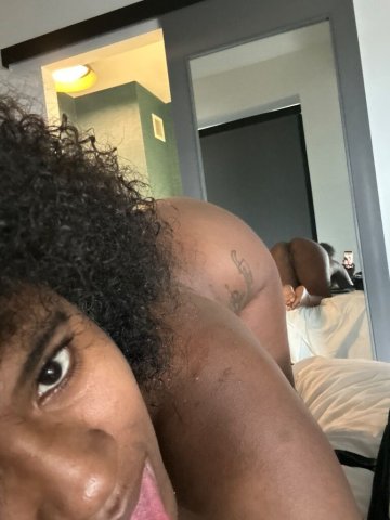 Britni — Outcall Only Ebony Goddess (QV, HH, H, 2 Hr) - 1