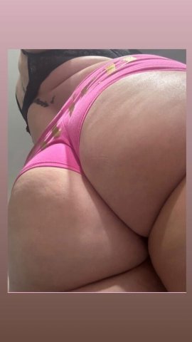 Knoxville TN Female Escort — “Little Freak” (25) - 1