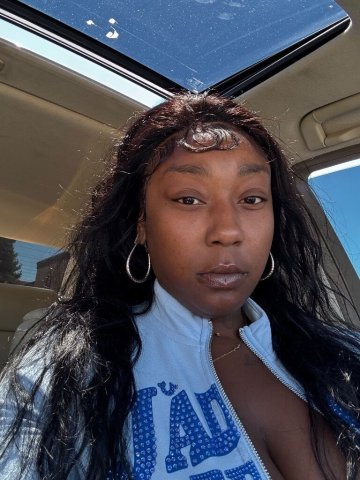 North Bay Female Escort — Outcalls & Play Sessions - 1