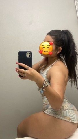 Boston Female Escort — Discreet one-on-one moments - 1