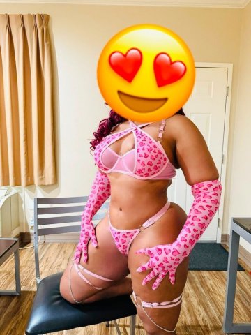 Sara (28) — Latina Escort for VIP Incalls in Beaumont, TX - 1