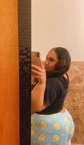 Long Island Female Escort — Arianna (4'11) for quick visits, half-hour, or 1-hour - 1